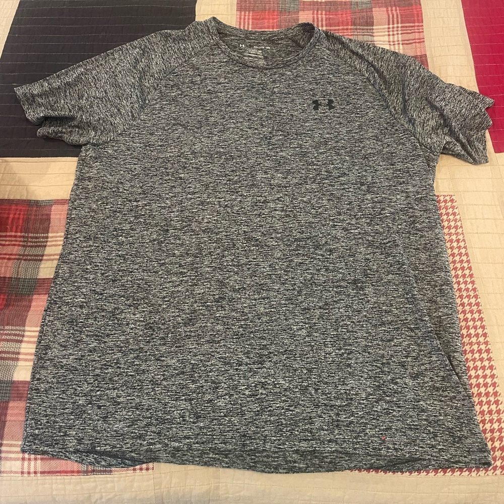Men’s Under Armour Dri-fit T-shirt